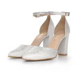 Srebrne brokatowe czółenka z paskiem na kostkę