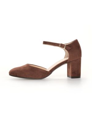 Czekoladowe czółenka z wycięciem