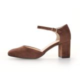 Czekoladowe czółenka z wycięciem