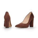 Klasyczne zamszowe czółenka na słupku w kolorze czekoladowego brązu