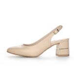 Beżowe czółenka z paskiem na stabilnym klocku