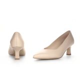 Bezowe czółenka na stabilnym obcasie